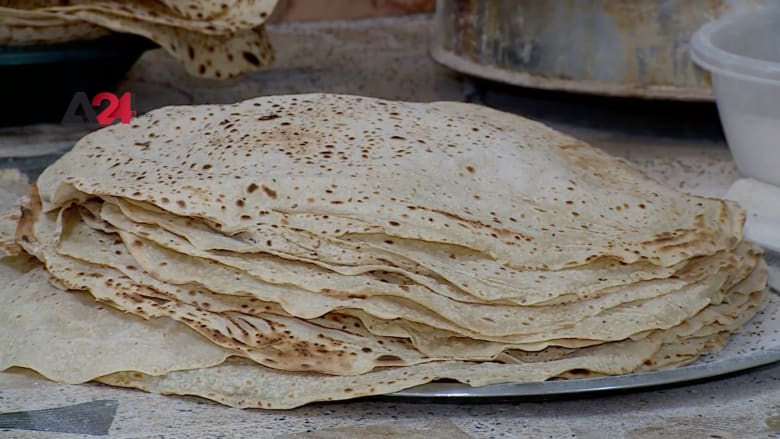 خبز "الرقاق" في إقليم كردستان تراث يلاقي إقبالا في الأسواق