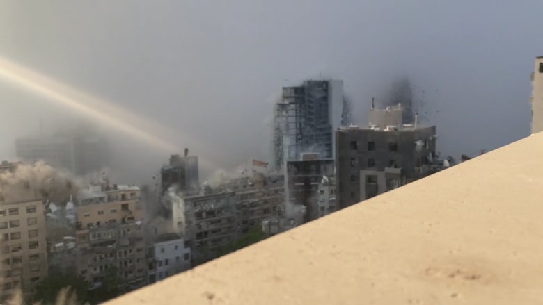 لقطات لم تعرض سابقاً تظهر اللحظة الصادمة لانفجار مرفأ بيروت