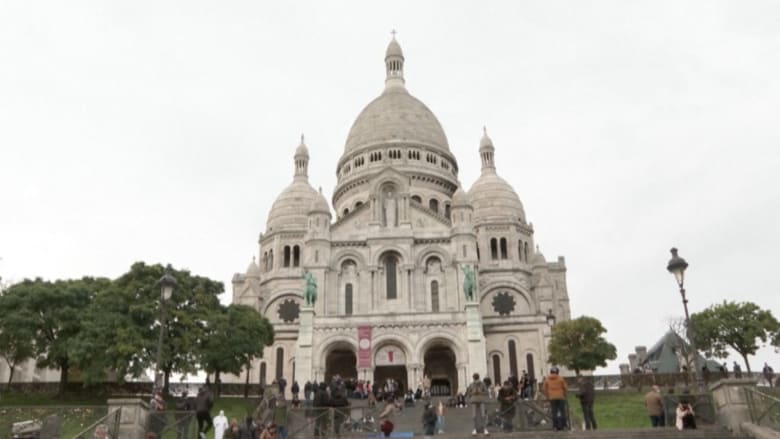 قرع أجراس الكنائس حول فرنسا تكريماً لضحايا هجوم نيس