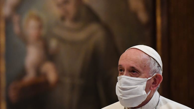 البابا يعلن أنه سيتلقى لقاح كورونا الأسبوع المقبل.. ويصف التطعيم بأنه "واجب أخلاقي"
