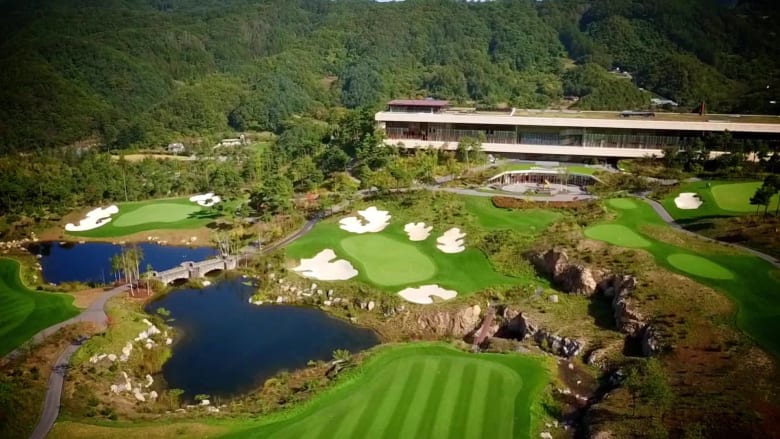 للأثرياء جدًا.. شاهد أحد أروع ملاعب الغولف في كوريا الجنوبية
