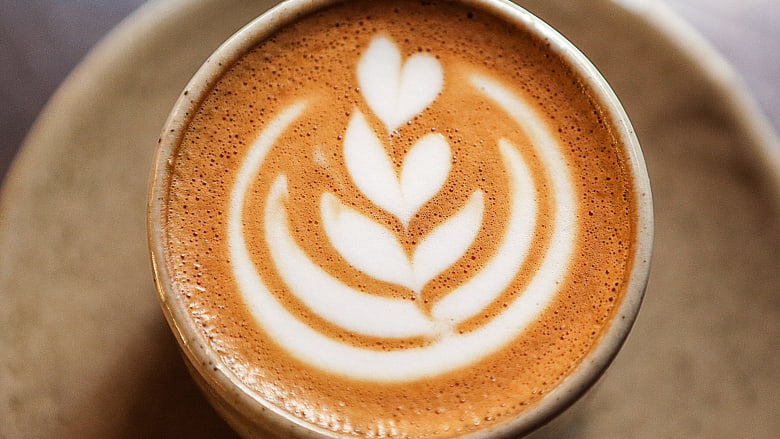 فوائد الكافيين.. ما هي كمية القهوة التي تحتاج أن تشربها يومياً لتقليل خطر الموت المبكر؟