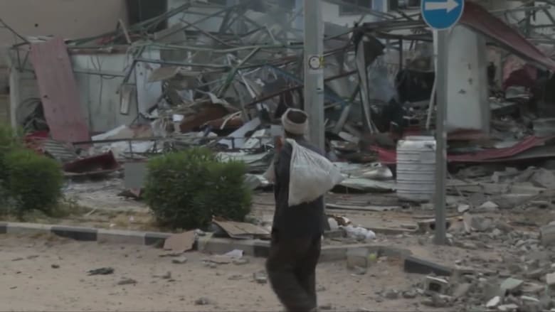 شاهد.. الأضرار في عسقلان وغزة بعد تبادل إطلاق الصواريخ