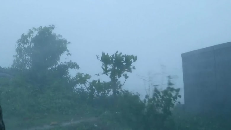 إعصار "تاوكتا" يُنذر الهند التي تصارع كورونا بالأسوء مع اشتداد قوته