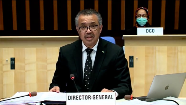 رئيس منظمة الصحة العالمية: "سيكون من الخطأ الفادح الاعتقاد بأن خطر فيروس كورونا قد انتهى"