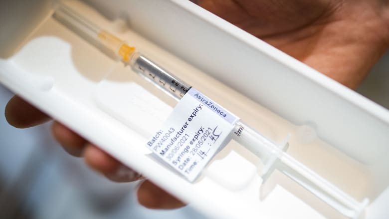 لماذا علينا الانتظار 8 أشهر بعد التطعيم لأخذ الجرعة المعززة للقاح فيروس كورونا؟