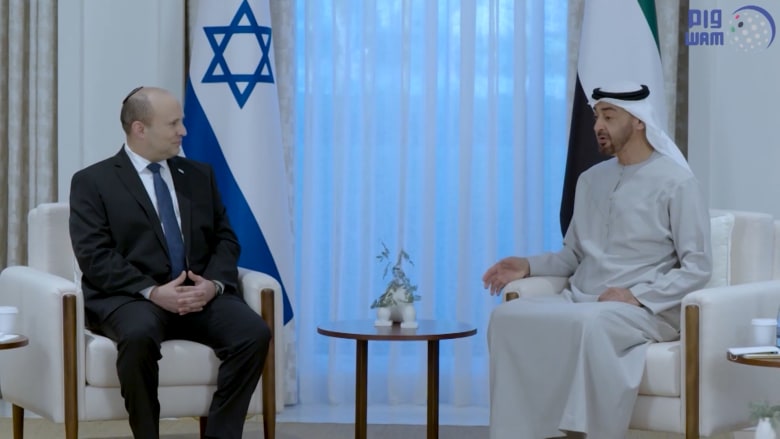 استمع لرسالة رئيس وزراء إسرائيل التي تركها بعد لقاء محمد بن زايد.. ماذا دار بينهما؟