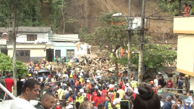 مقتل 15 شخصًا في انهيار أرضي بسبب الأمطار الغزيرة في كولومبيا