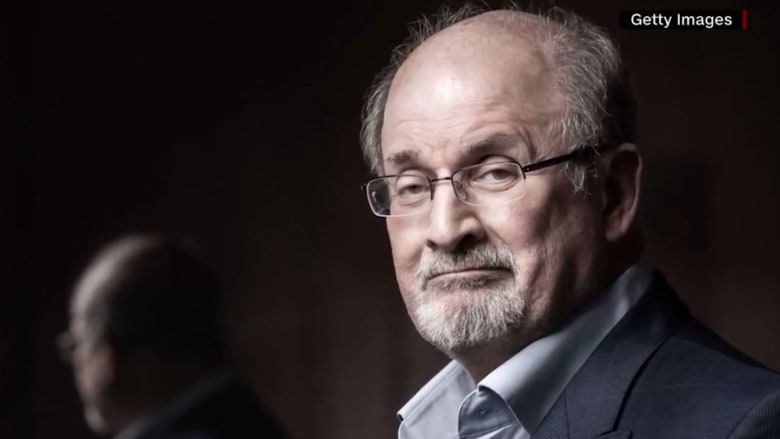 FBI يتدخل في تحقيق مهاجم سلمان رشدي.. إليك كل ما قد تود معرفته عن الحادثة