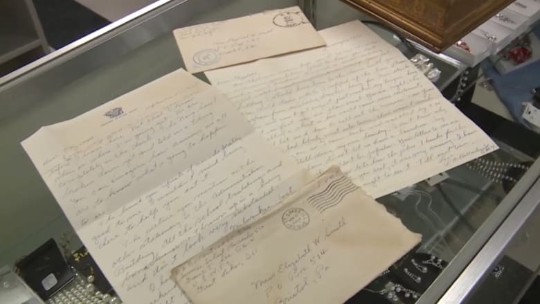 بعد 80 عامًا.. العثور على رسائل من جندي في الحرب العالمية الثانية