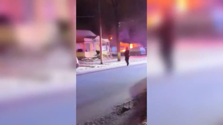 صراخ وبكاء.. فيديو يوثق لحظة اندلاع حريق في منزل أسفر عن مقتل 4 أطفال