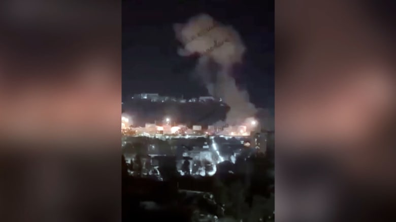 فيديو يظهر حريقًا في مستودع نفط على أراض روسية.. وموسكو تتهم كييف