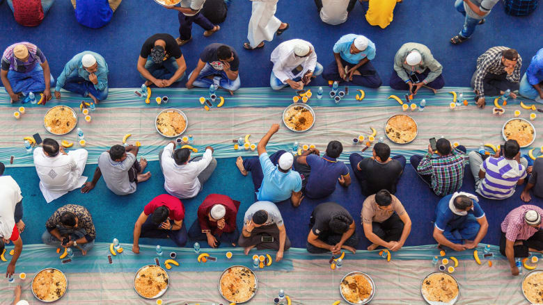 "سحر مختلف".. استكشف ملامح رمضان الزاهية في البحرين