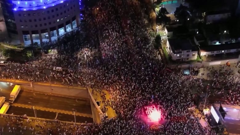 شاهد عودة عشرات آلاف الإسرائيليين الى الشوارع رفضًا للإصلاحات القضائية