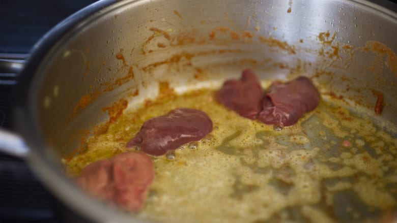 ماذا يحدث لجسمك عند تناول كبدة البقر؟