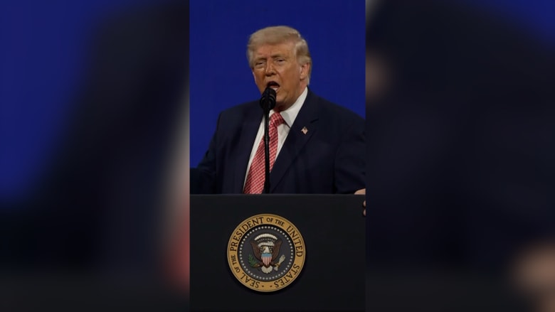 ترامب لحشد من المستثمرين: اسألوني عن أي شيء.. يمكنكم التحدث عن الجنس