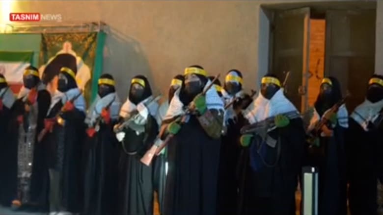 إيران تكثف دعايتها.. تصريحات مثيرة للجدل حول خفض سن التجنيد لـ12 عامًا