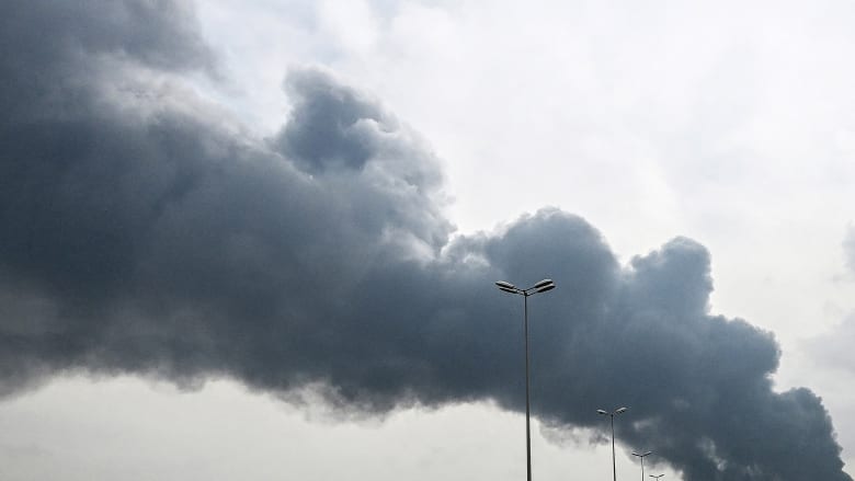 هجمات إيران على دول الخليج الأحد في اليوم الـ30 للحرب.. إليكم التفاصيل