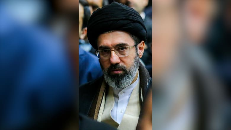 "هل تتجه إيران نحو تصنيع سلاح نووي؟".. صعود مجتبى خامنئي يثير تساؤلات