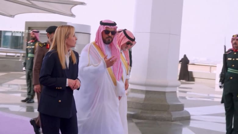 "نختلف مع أمريكا فيما يحدث".. رئيسة وزراء إيطاليا بالخليج رغم الحرب الدائرة