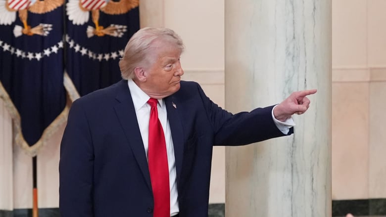 ترامب يوضح ما شملته عملية إنقاذ عضو طاقم الطائرة التي اسقطت بإيران