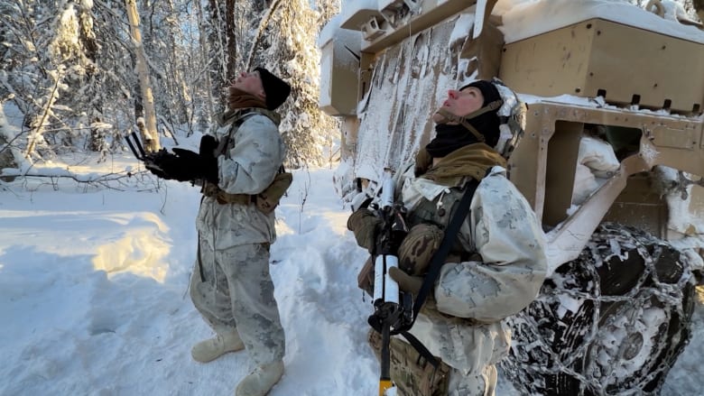 برد قارس ودرونات قاتلة.. شاهد كيف يستعد الجيش الأمريكي للحرب القادمة