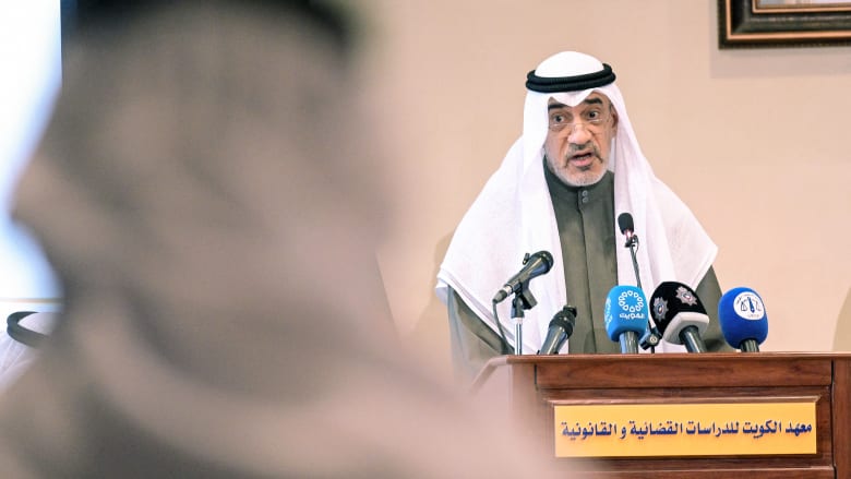 وزير داخلية الكويت: لن نسمح بالأحزاب وسنطبق قانون الجنسية الجديد