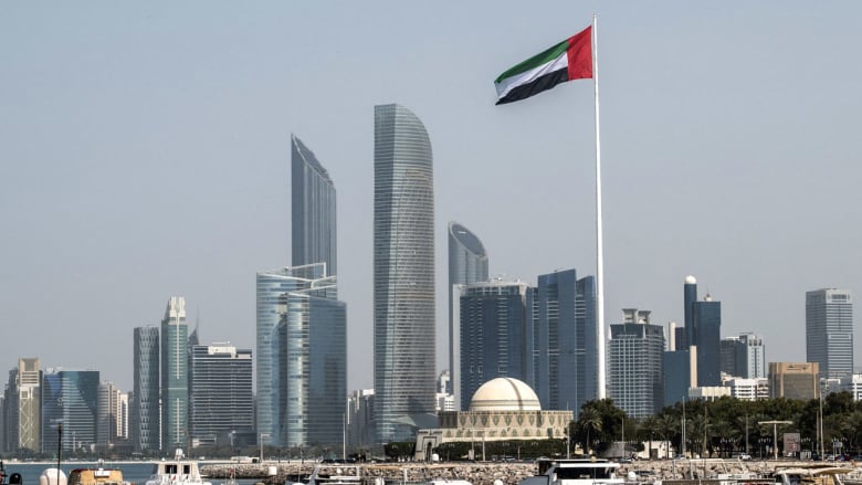 سبب ضربات إيران للإمارات و"أساليب قذرة".. ابنة صدام حسين تعلق