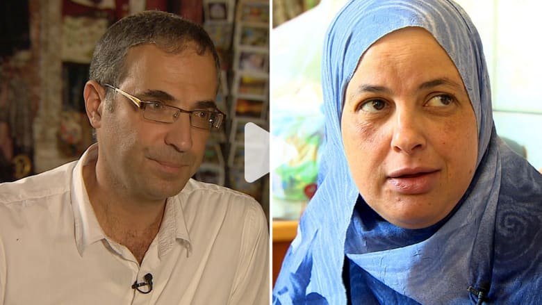 CNN تلتقي عائلتي المراهقين الإسرائيلي والفلسطيني الذين أشعل مقتلهما المنطقة CNN تلتقي عائلتي المراهقين الإسرائيلي والفلسطيني الذين أشعل مقتلهما المنطقة