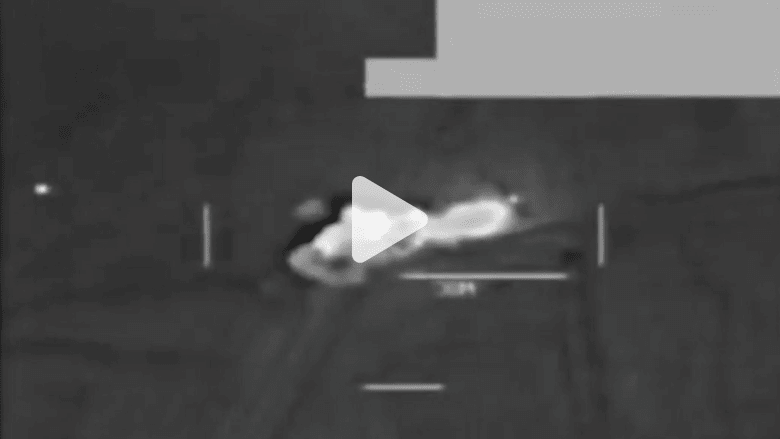 شاهد لحظة شن غارة جوية أمريكية على “همفي” لداعش شاهد لحظة شن غارة جوية أمريكية على “همفي” لداعش