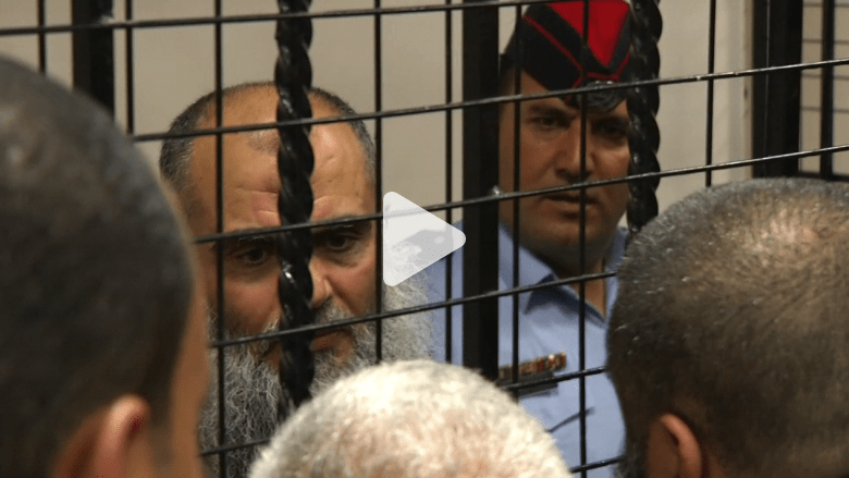 مشاهد من جلسة محاكمة “أبوقتادة” بالأردن في قضية الألفية مشاهد من جلسة محاكمة “أبوقتادة” بالأردن في قضية الألفية
