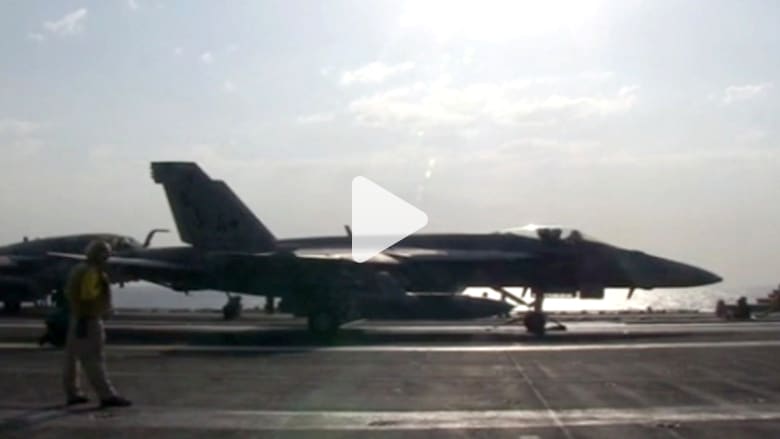 بالفيديو.. استعدادات على حاملة الطائرات USS جورج واشنطن لضرب أهداف "داعش" بالفيديو.. استعدادات على حاملة الطائرات USS جورج واشنطن لضرب أهداف "داعش"