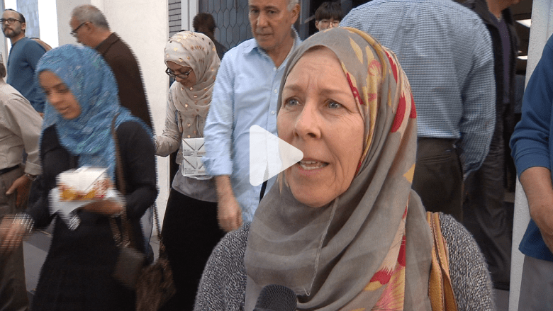 كيف ينظر مسلمو الولايات المتحدة إلى هجمات باريس؟ كيف ينظر مسلمو الولايات المتحدة إلى هجمات باريس؟