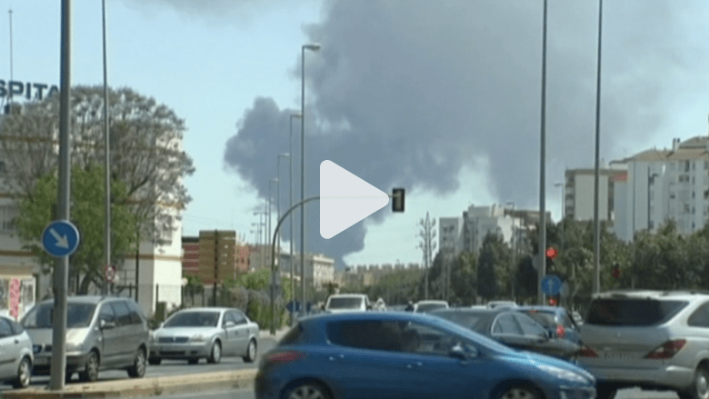 بالفيديو.. تحطم طائرة لشركة أيرباص تقل موظفين للشركة في اسبانيا بالفيديو.. تحطم طائرة لشركة أيرباص تقل موظفين للشركة في اسبانيا