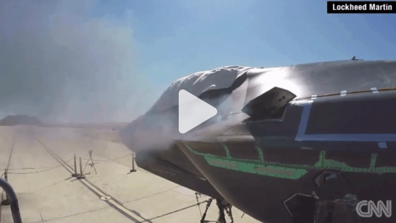 بالفيديو .. مقاتلة "F35" الأمريكية القاتل الطائر مع 3300 طلقة بالدقيقة بالفيديو .. مقاتلة "F35" الأمريكية القاتل الطائر مع 3300 طلقة بالدقيقة