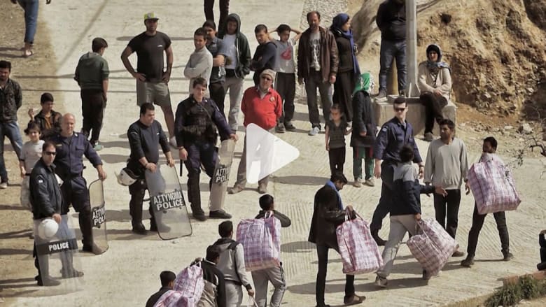 اتفاقية “واحد مقابل واحد”.. ما هي أسسها وكيف ستكون عملية تبادل اللاجئين السوريين بين تركيا وأوروبا؟ اتفاقية “واحد مقابل واحد”.. ما هي أسسها وكيف ستكون عملية تبادل اللاجئين السوريين بين تركيا وأوروبا؟