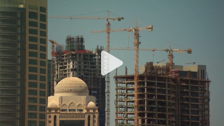 بعد إنفاق المليارات.. دول الخليج تسارع لخفض ميزانياتها وأجانب يعلقون بالمنتصف بعد إنفاق المليارات.. دول الخليج تسارع لخفض ميزانياتها وأجانب يعلقون بالمنتصف
