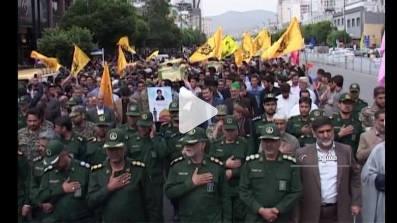 بالفيديو: جنازة لأربعة إيرانيين قتلوا في سوريا بالفيديو: جنازة لأربعة إيرانيين قتلوا في سوريا