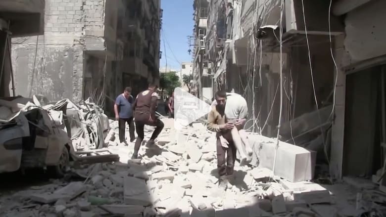 بالفيديو: المشاهد الأولية بعد غارات جوية على أحياء بحلب بالفيديو: المشاهد الأولية بعد غارات جوية على أحياء بحلب