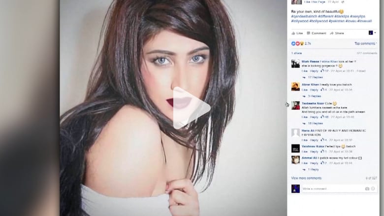 شاهد: بعد مقتل نجمة مواقع التواصل الاجتماعي.. شقيقها يروي تفاصيل "جريمة الشرف" ويعلق: جلبت العار لعائلتنا شاهد: بعد مقتل نجمة مواقع التواصل الاجتماعي.. شقيقها يروي تفاصيل "جريمة الشرف" ويعلق: جلبت العار لعائلتنا