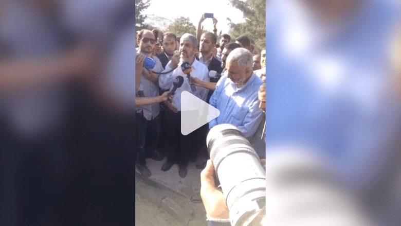 مشعل في دفن والدته بالأردن: أولادك وأحفادك سيدفنون في فلسطين مشعل في دفن والدته بالأردن: أولادك وأحفادك سيدفنون في فلسطين