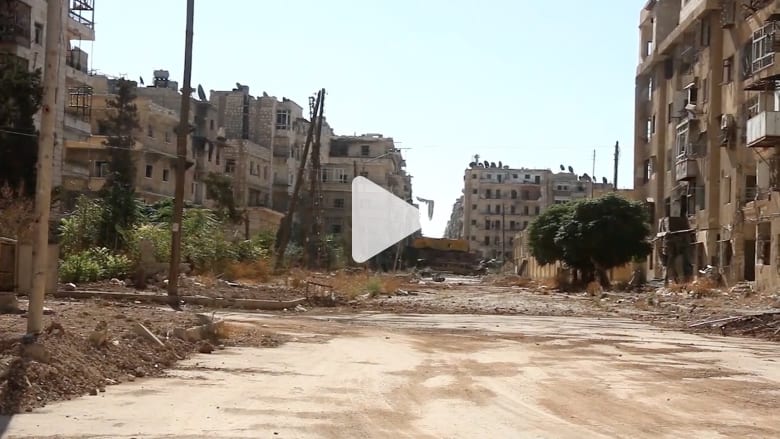 شوارع مهجورة في حلب خوفاً من القناصة والقصف شوارع مهجورة في حلب خوفاً من القناصة والقصف