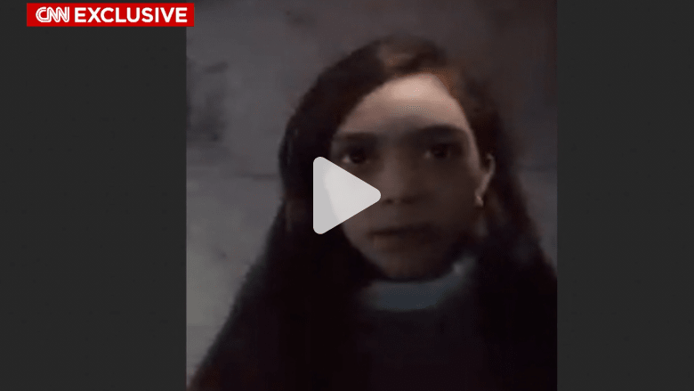 الطفلة بانا بمقابلة حصرية مع CNN من شرق حلب: لم نخبر أحد بمكاننا الطفلة بانا بمقابلة حصرية مع CNN من شرق حلب: لم نخبر أحد بمكاننا