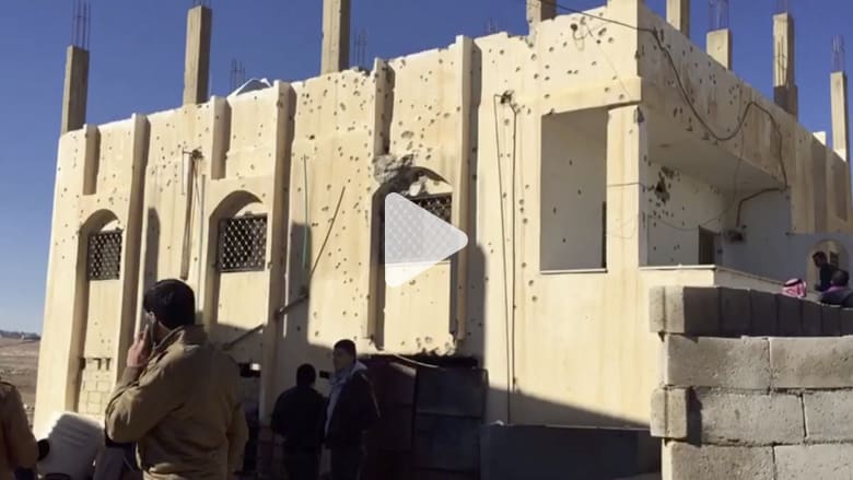 شاهد.. آثار عملية أمنية في قريفلا بالأردن شاهد.. آثار عملية أمنية في قريفلا بالأردن