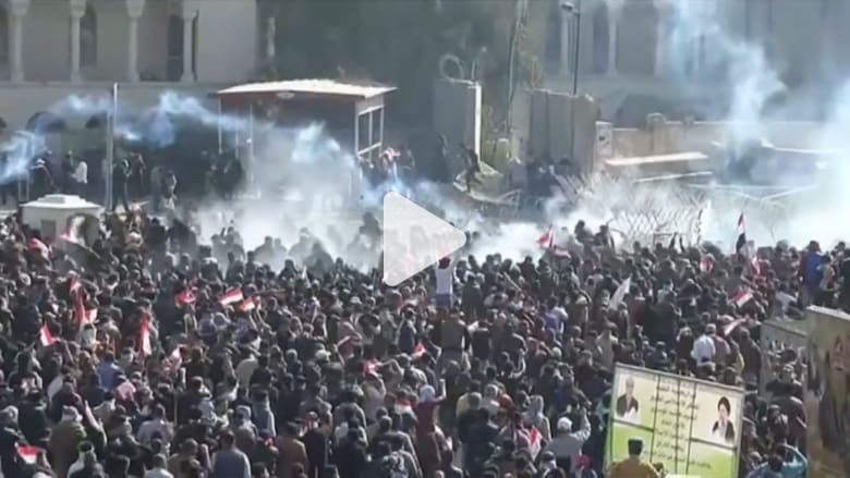 شاهد.. مظاهرات في بغداد والصدر يتوعد الحكومة شاهد.. مظاهرات في بغداد والصدر يتوعد الحكومة