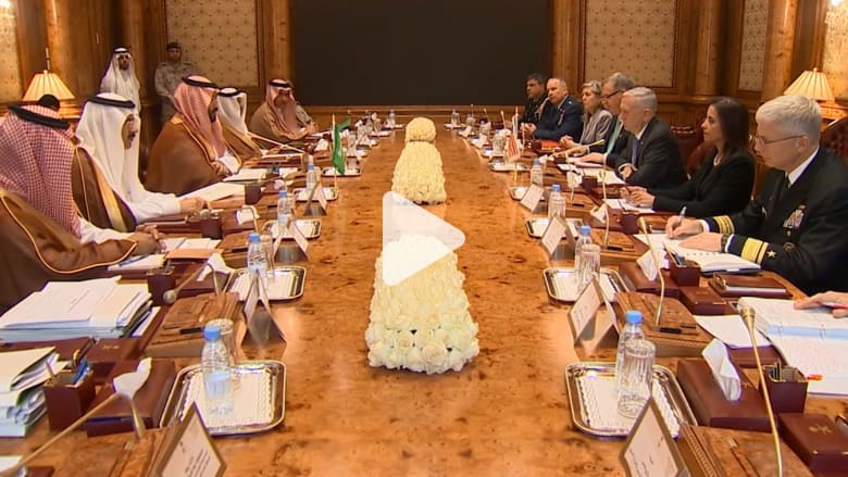 محمد بن سلمان لـ"ماتيس": سنعمل معا لمواجهة تصرفات إيران محمد بن سلمان لـ"ماتيس": سنعمل معا لمواجهة تصرفات إيران