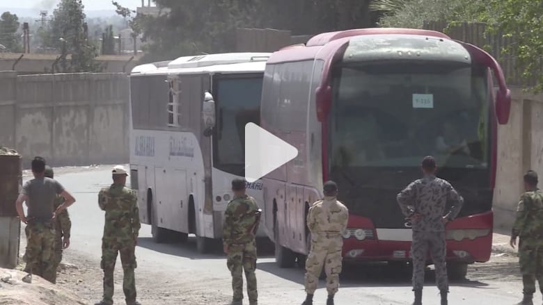 شاهد.. تواصل عمليات الإخلاء من دوما شاهد.. تواصل عمليات الإخلاء من دوما