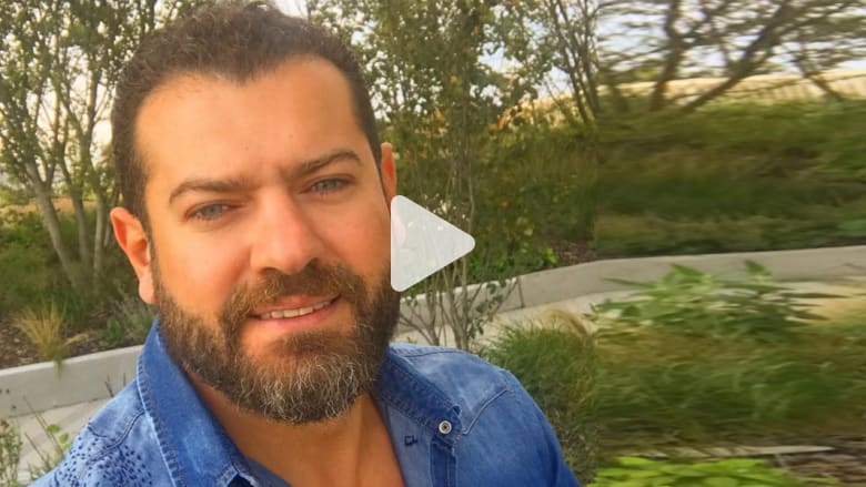 من الإعلانات إلى تقديم البرامج وحتى النجومية.. تعرفوا إلى عمرو يوسف من الإعلانات إلى تقديم البرامج وحتى النجومية.. تعرفوا إلى عمرو يوسف