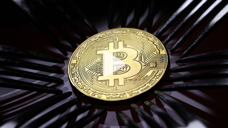 ما هي العوامل التي تؤثر على سعر الـ"بيتكوين"؟ ما هي العوامل التي تؤثر على سعر الـ"بيتكوين"؟