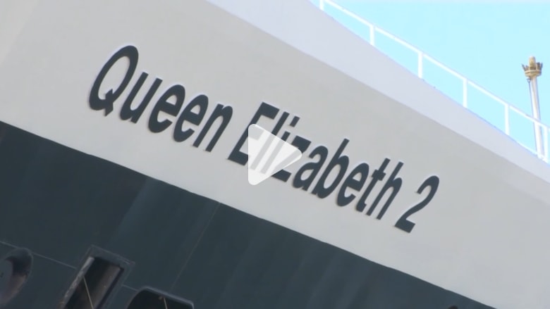 داخل QE2 في دبي.. سفينة أولاً ومتحفاً ثانياً وفندقاً أخيراً داخل QE2 في دبي.. سفينة أولاً ومتحفاً ثانياً وفندقاً أخيراً